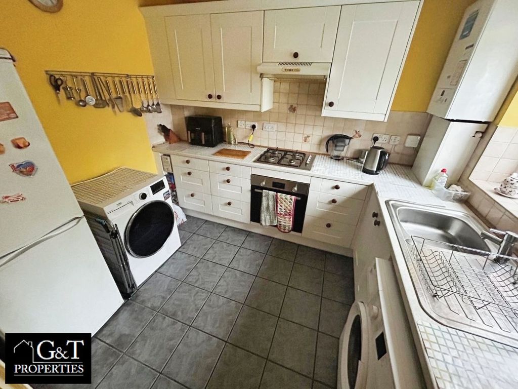 Property photo 3 of 4