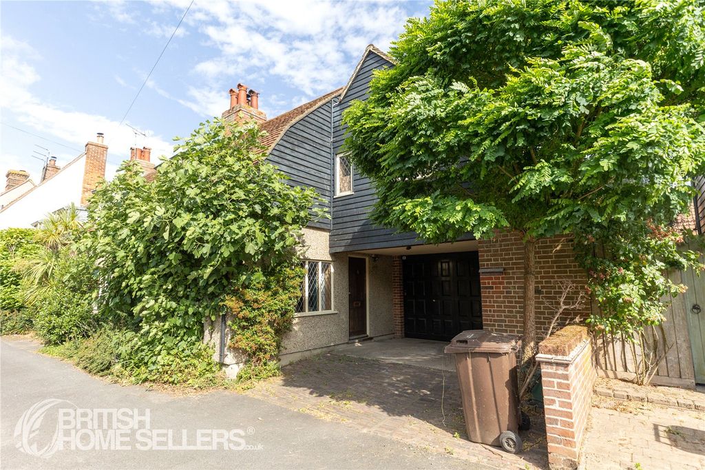 Property photo 2 of 21 Picture No. 03