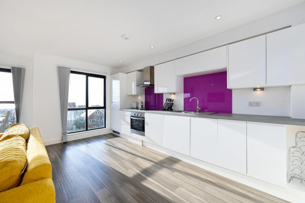 Additional image 9 of 2 bed flat for sale16 South Coast Road, Peacehaven BN10