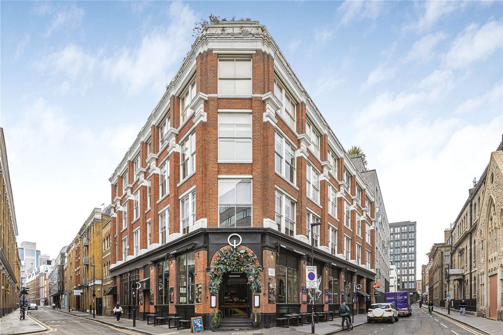 Property photo 1 of 22 Exterior