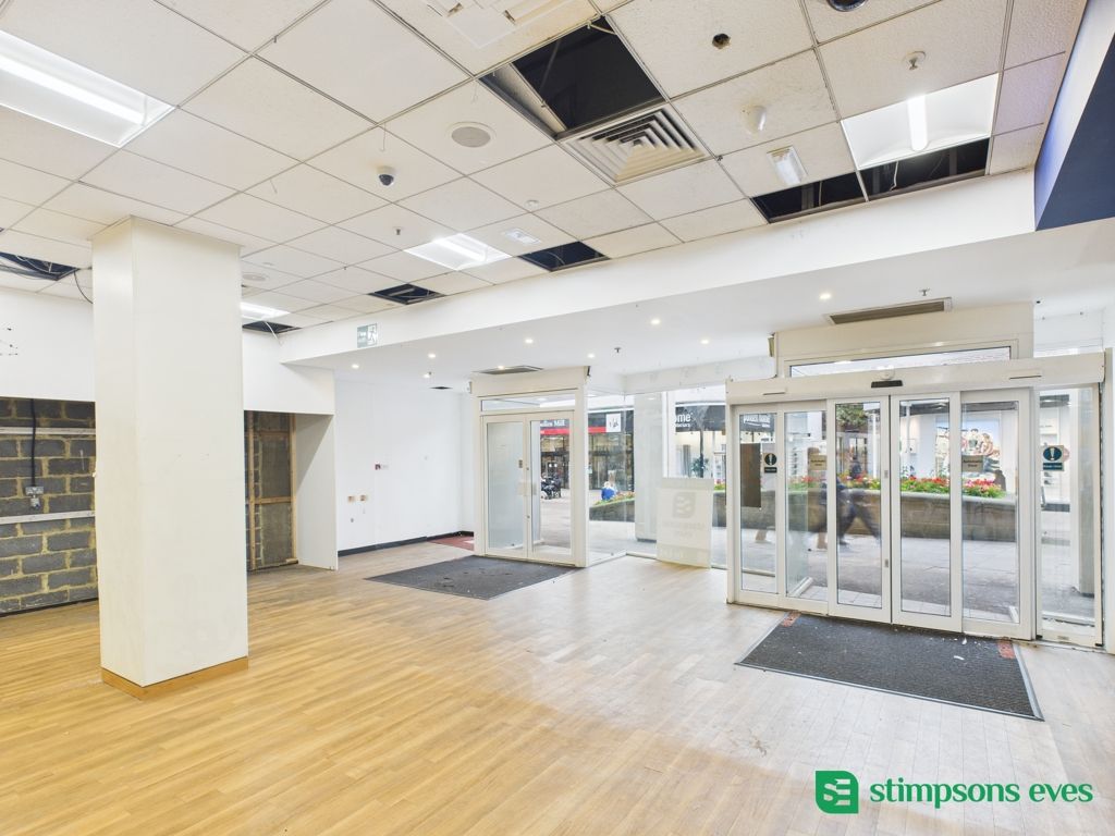 Property photo 2 of 12 Photo 3