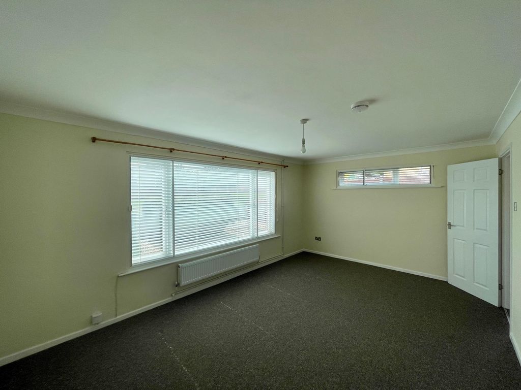 Property photo 3 of 9 View