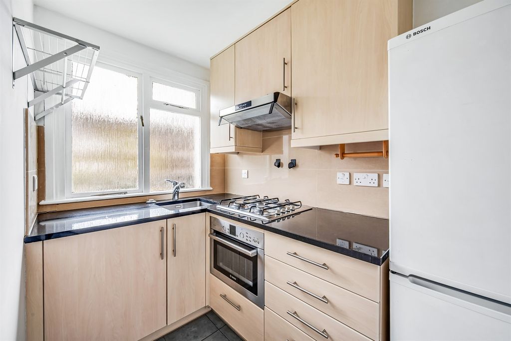 Property photo 3 of 4 Kitchen