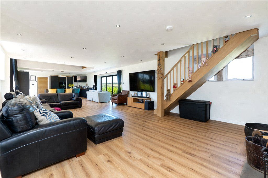 Property photo 3 of 32 Open Plan Living