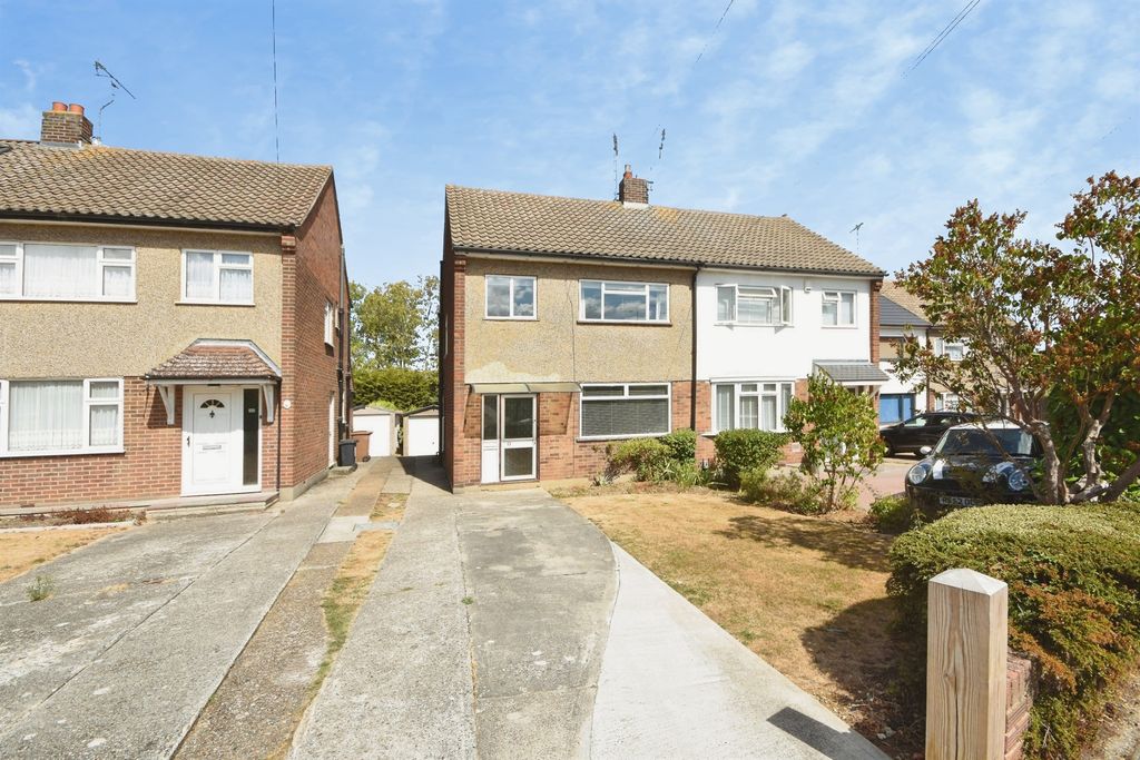 Property photo 1 of 18
