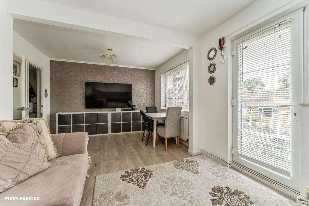 Property photo 3 of 16 Reception Room
