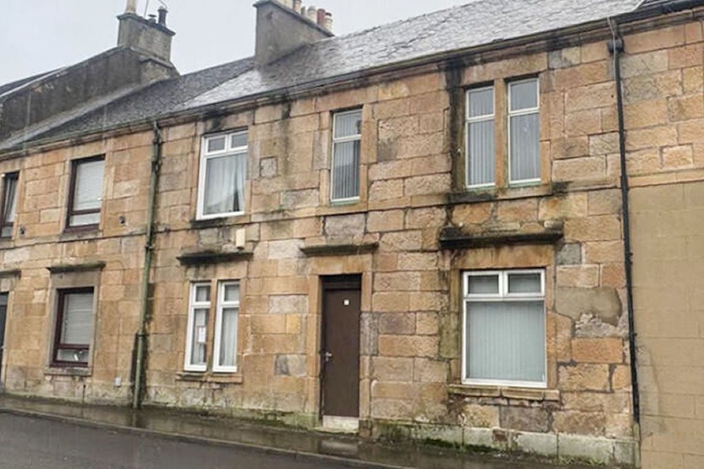 Property photo 1 of 7