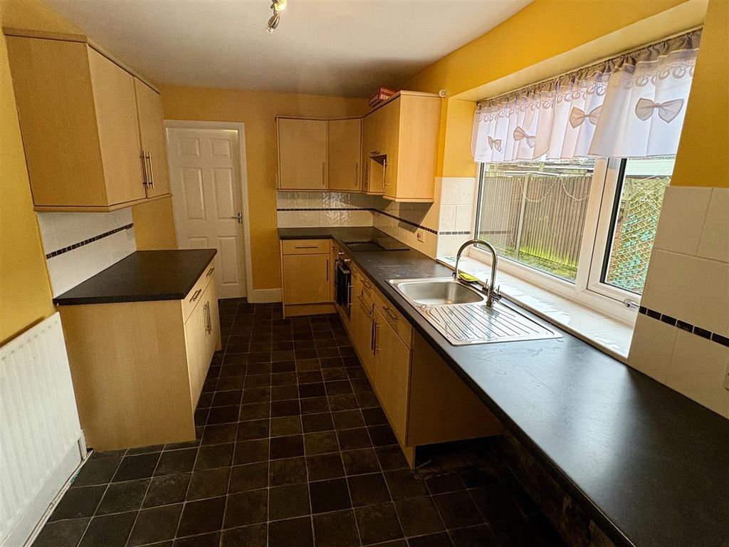 Property photo 3 of 8 Img_5012.Jpg