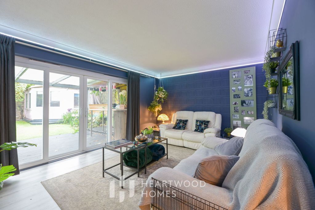 Property photo 1 of 24