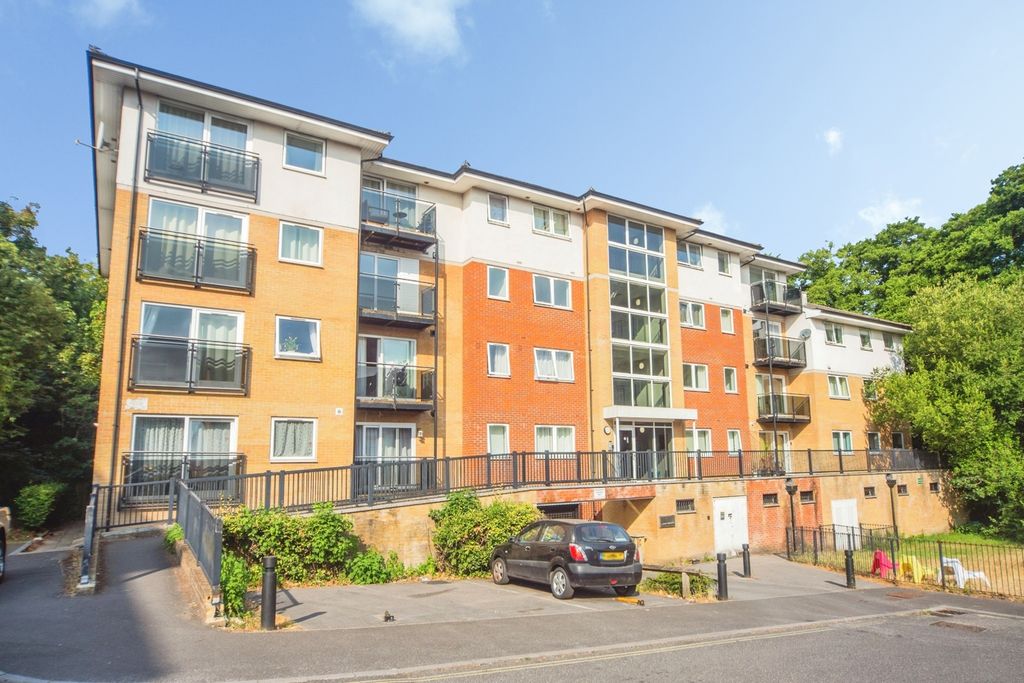 Property photo 1 of 17 Pbox-Img.Jpg