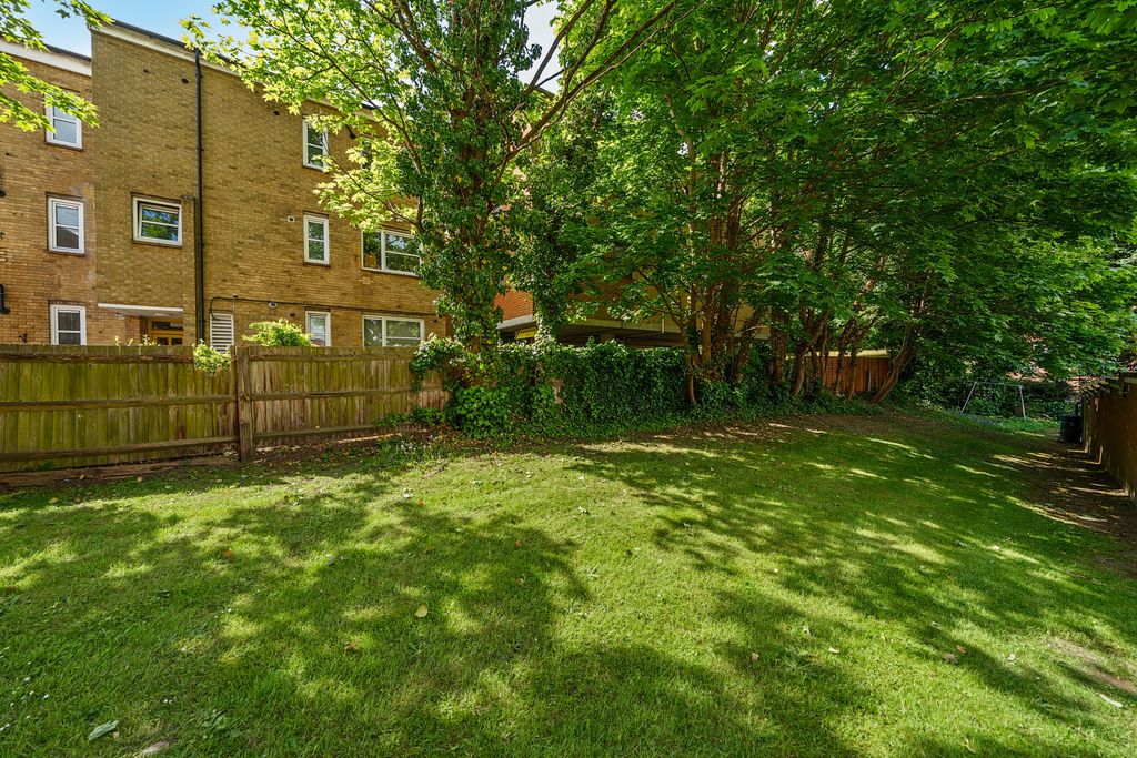 Property photo 3 of 15