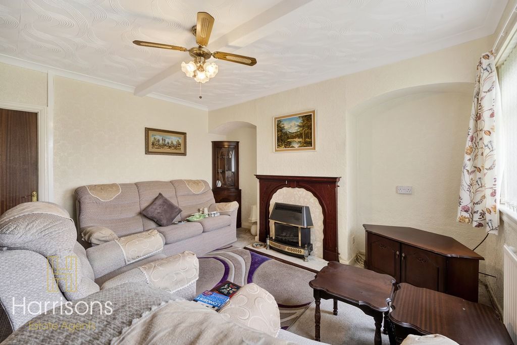 Property photo 3 of 25 5050763