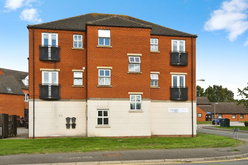 Property photo 1 of 13