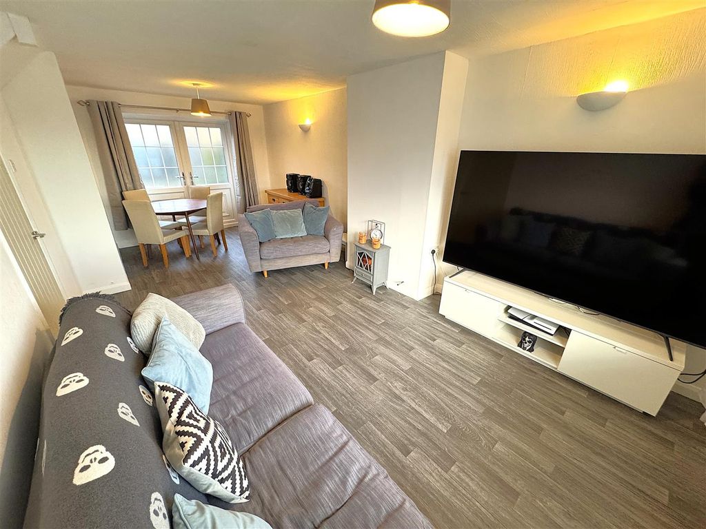 Property photo 2 of 26 Image0.Jpeg