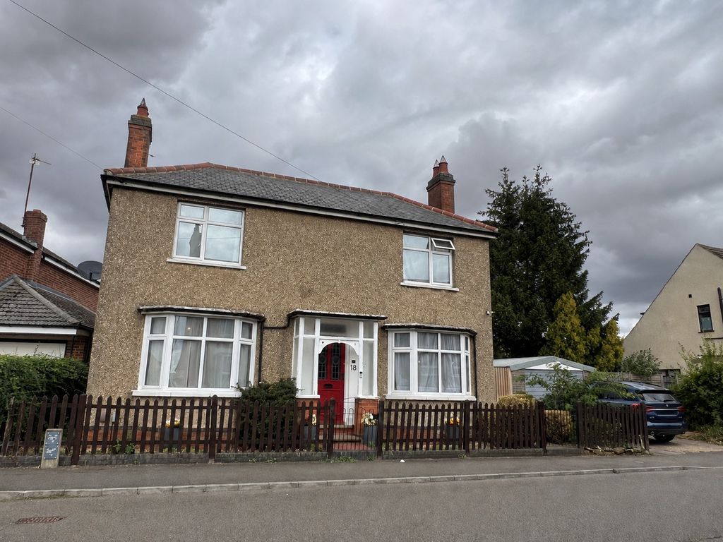 Property photo 1 of 11