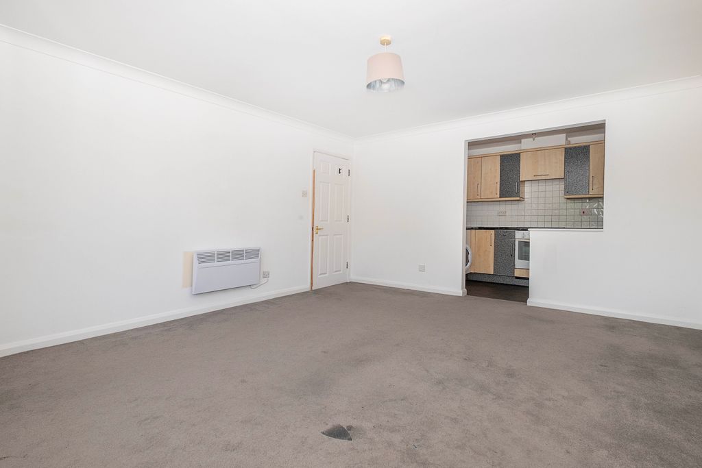 Property photo 3 of 7