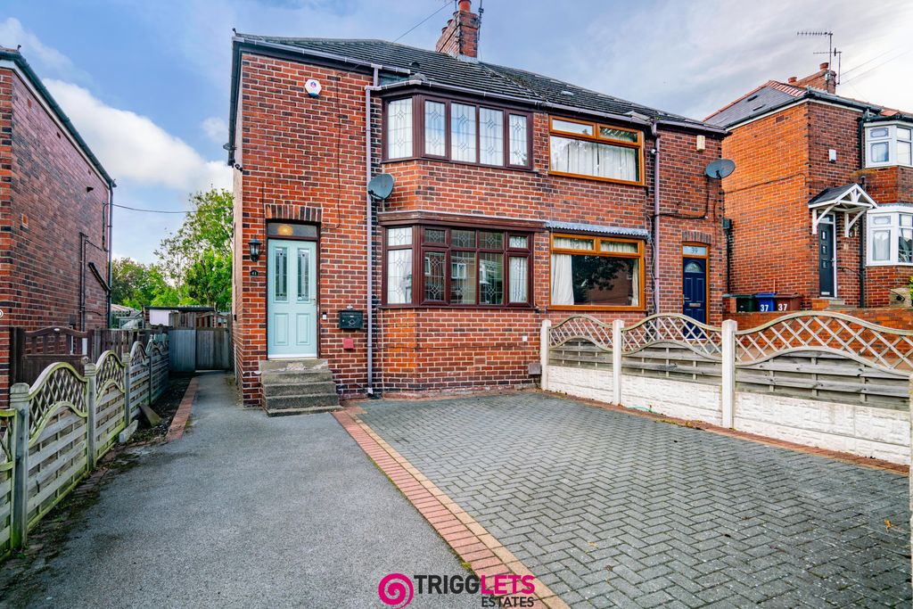 Property photo 1 of 22