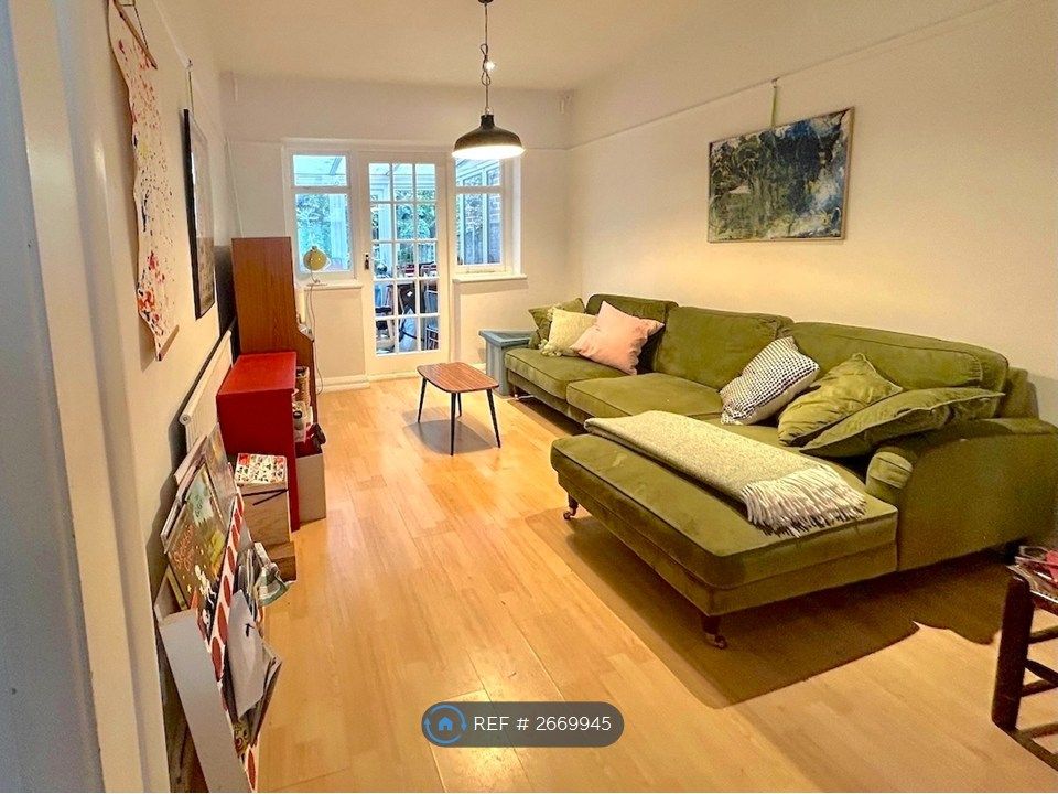 Property photo 3 of 20 Living Area - 2