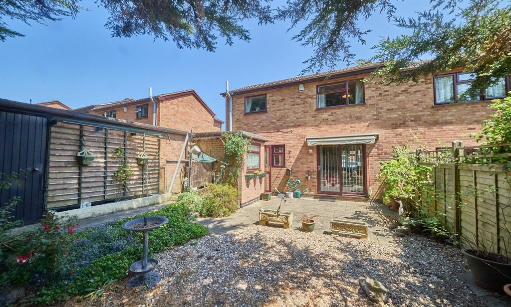 Property photo 2 of 13 Outside