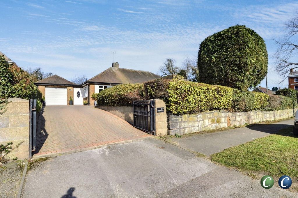 Property photo 1 of 29