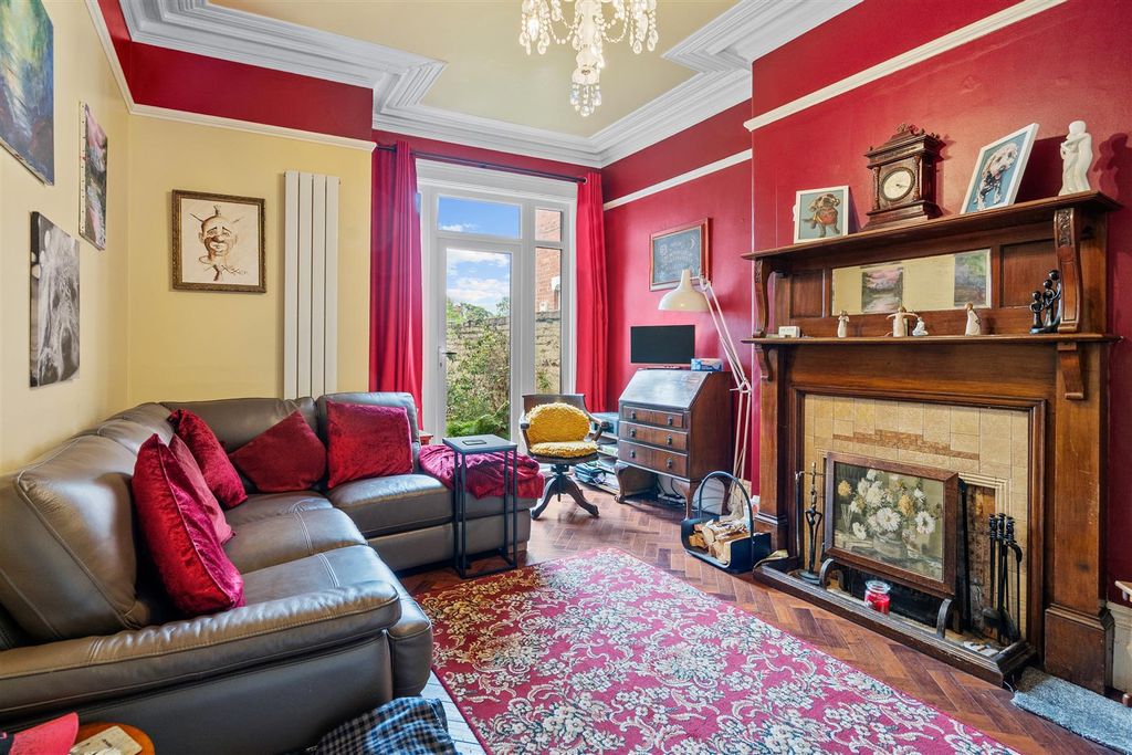 Property photo 3 of 16