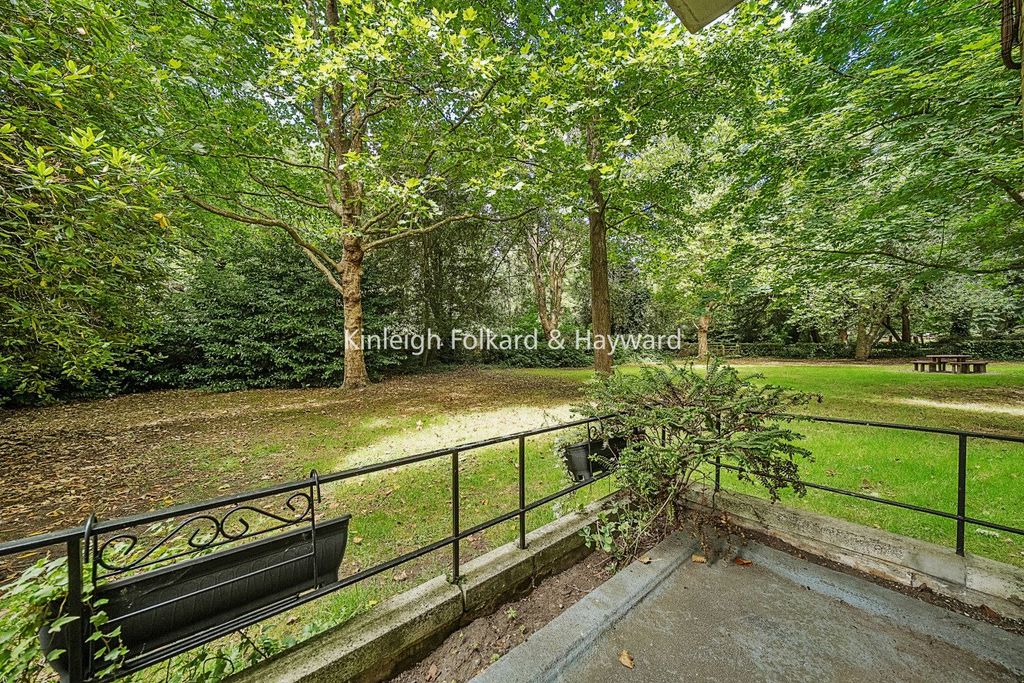 Property photo 2 of 8 Picture No. 09