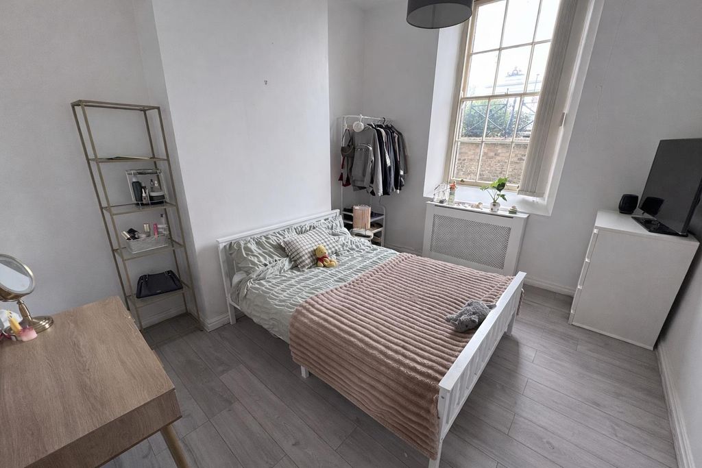 Property photo 3 of 10 8.Png