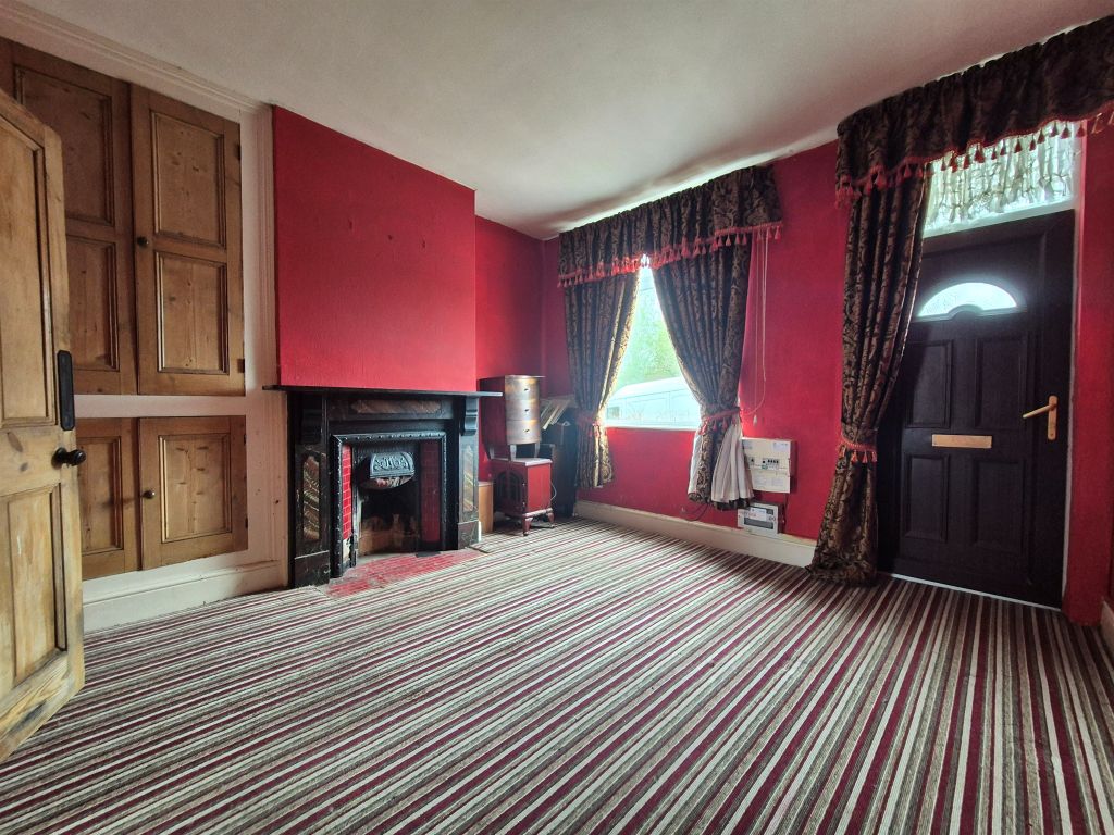 Property photo 3 of 8