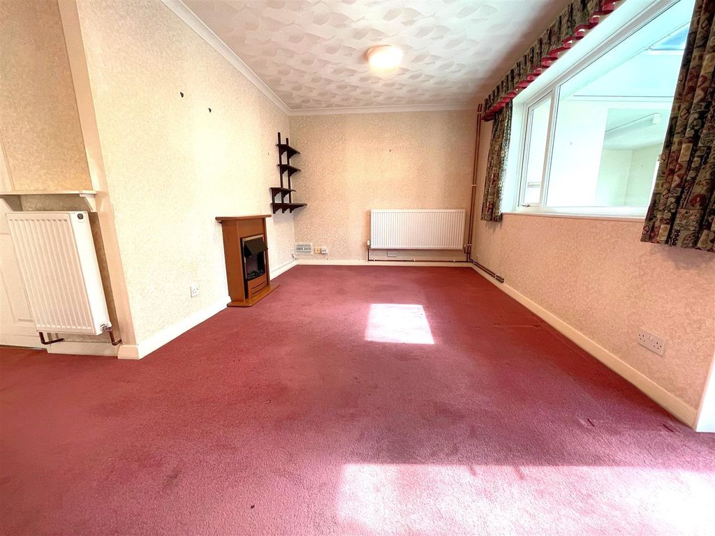 Property photo 3 of 10 10.Jpg