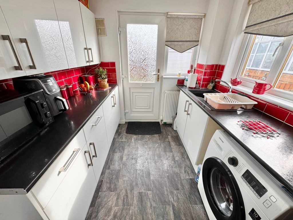 Property photo 3 of 21 Img_0853