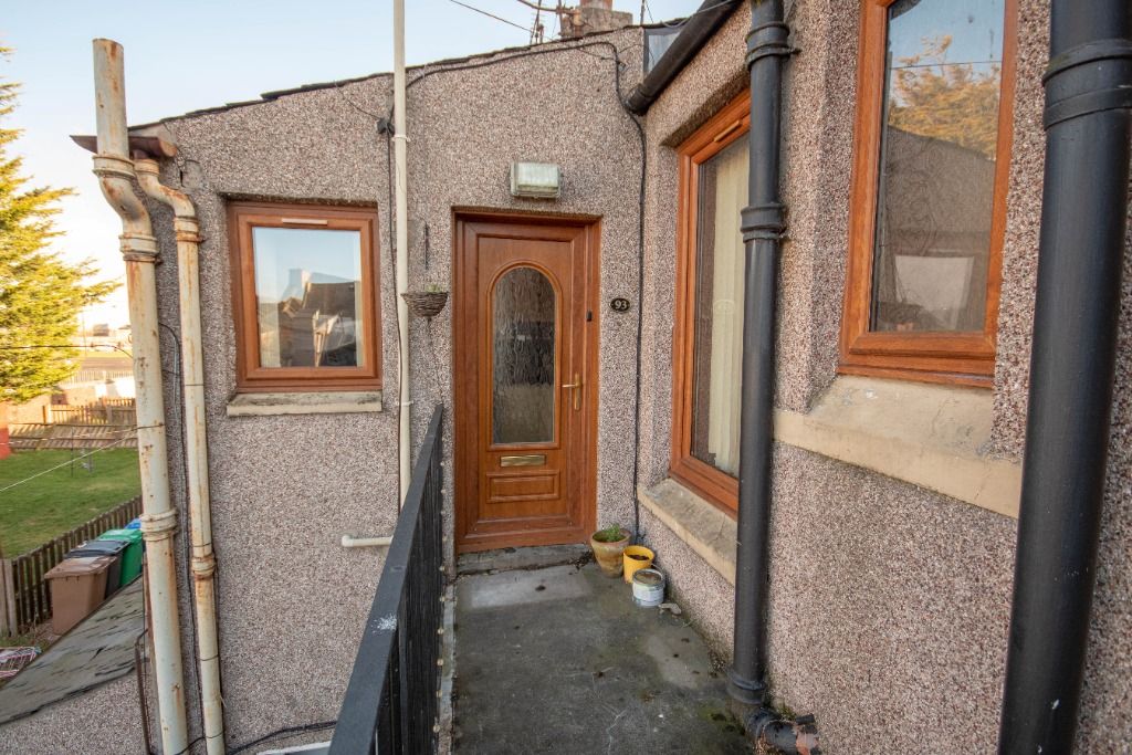 Property photo 3 of 14 Photo 3