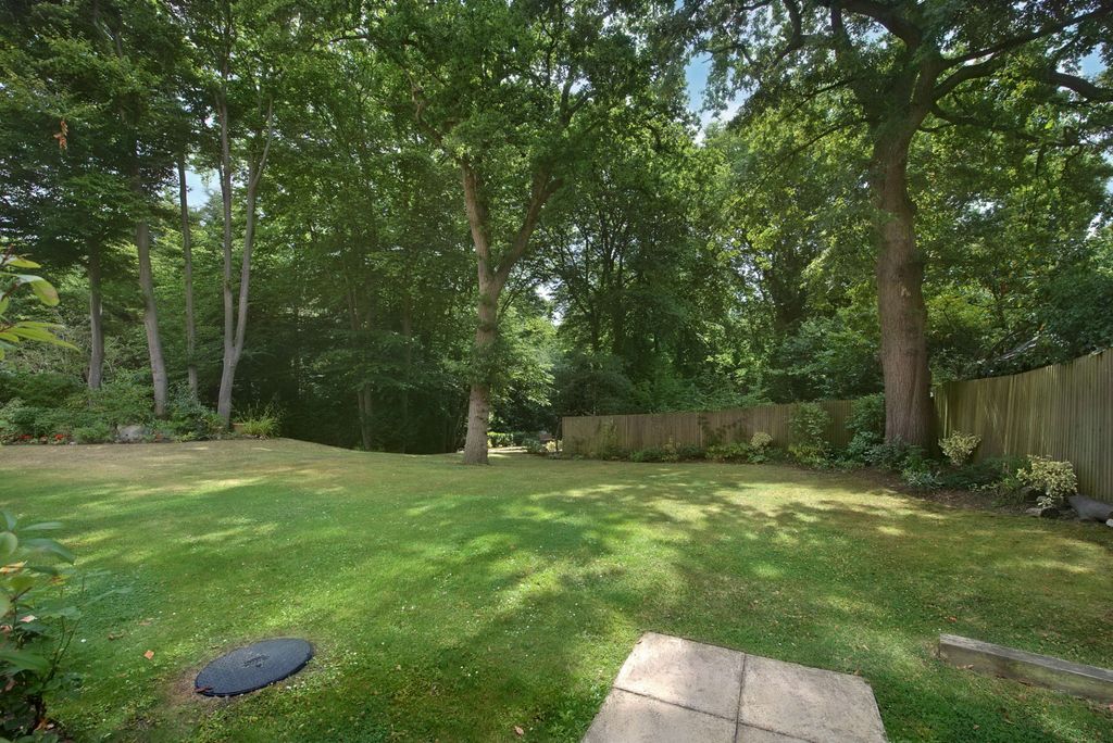 Property photo 3 of 9