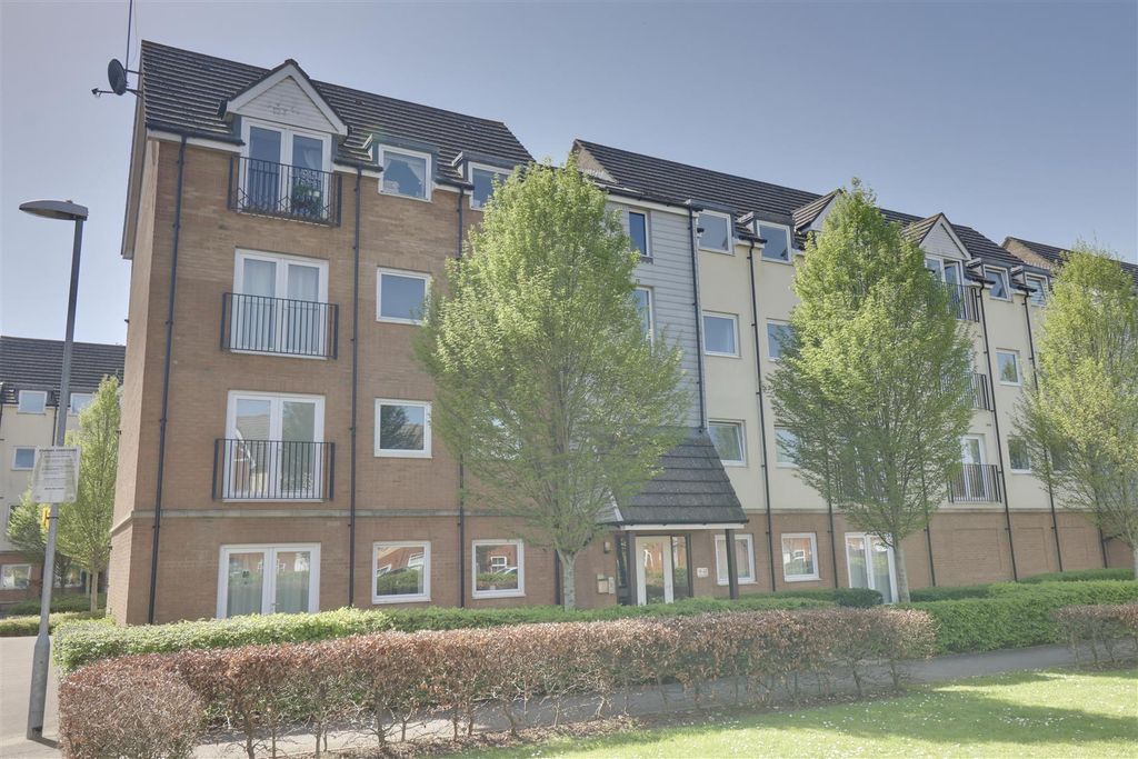 Property photo 1 of 9 E5986Cbe-EE7E-4428-8D52-20B7629750A6_1_201_A.Jpeg