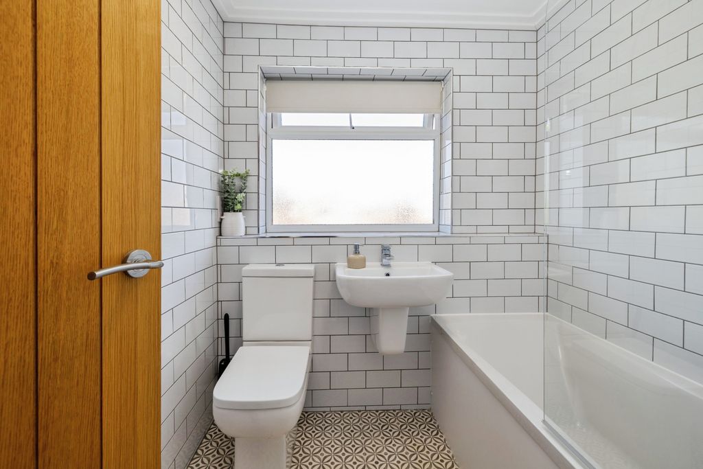 Additional image 17 of 3 bed detached house for saleChestnut Road, North Hykeham LN6