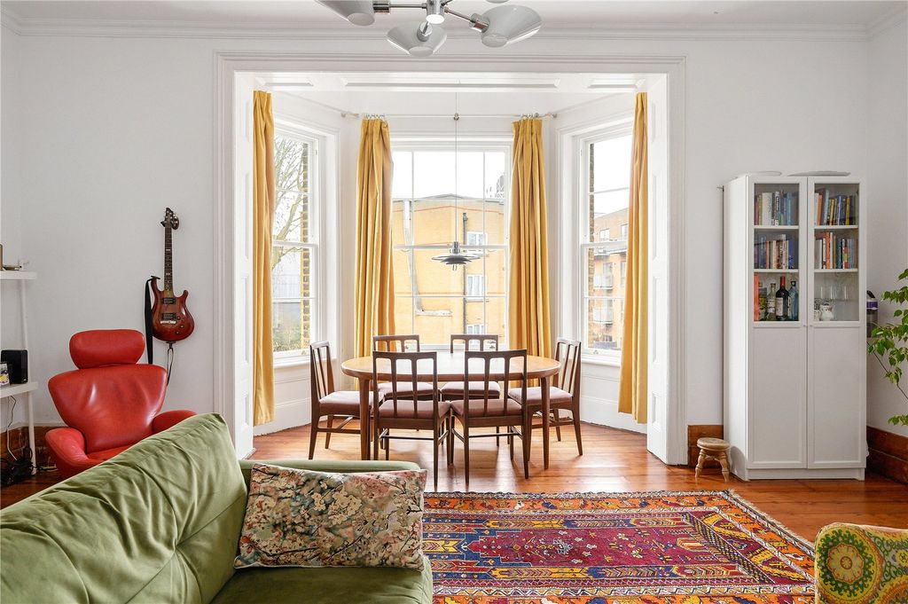 Property photo 1 of 13 Reception