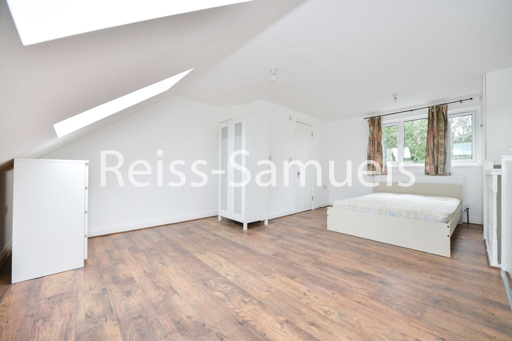 Property photo 1 of 47