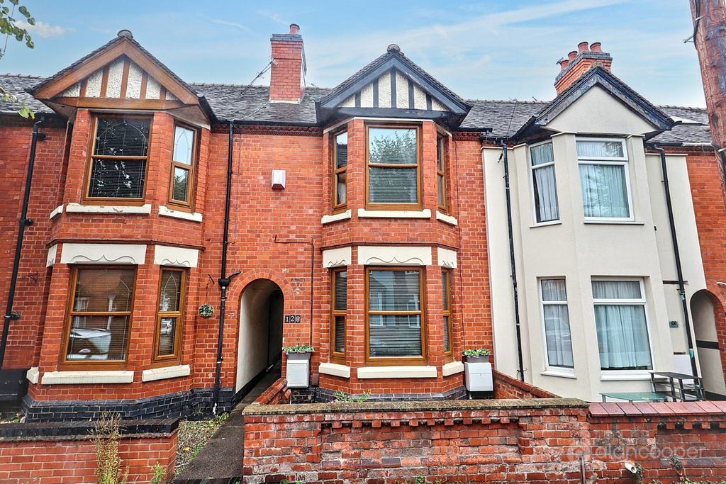 Property photo 1 of 16 5590351