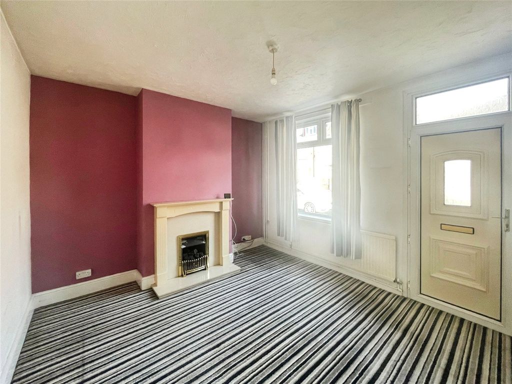 Property photo 3 of 15 Picture No. 10