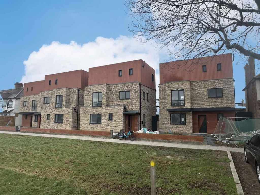 Property photo 1 of 5 102.Jpg