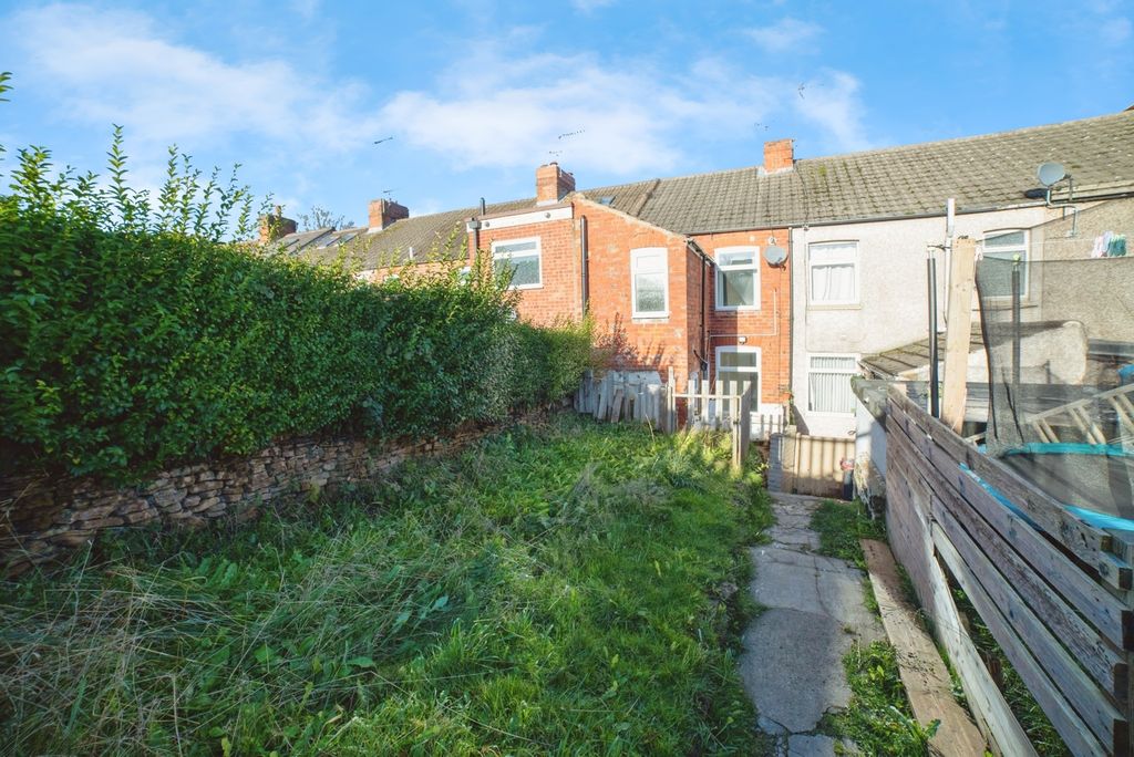 Property photo 2 of 14 Rear