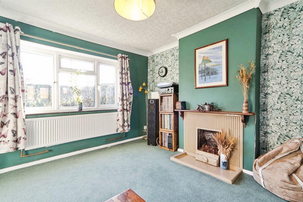 Property photo 3 of 18