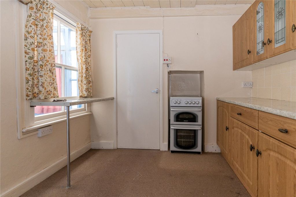 Property photo 2 of 16 Picture No. 09