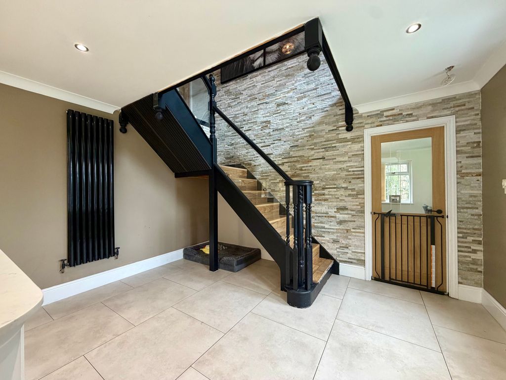 Property photo 2 of 34 Img_5381.Jpeg