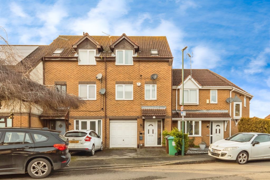 Property photo 1 of 17