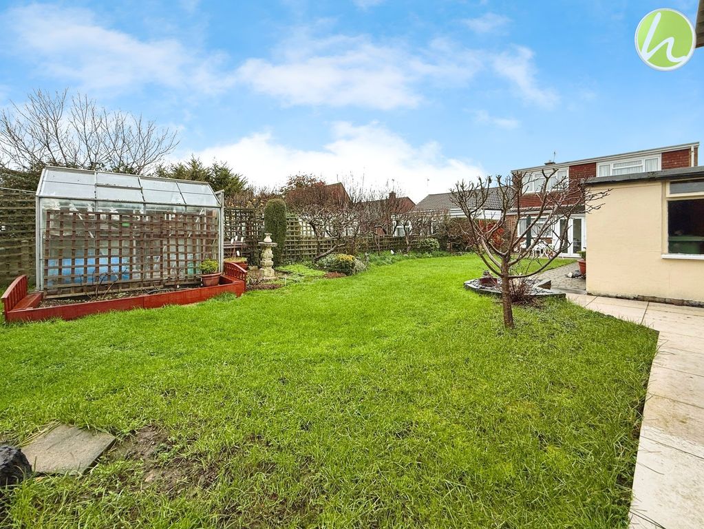 Property photo 2 of 24