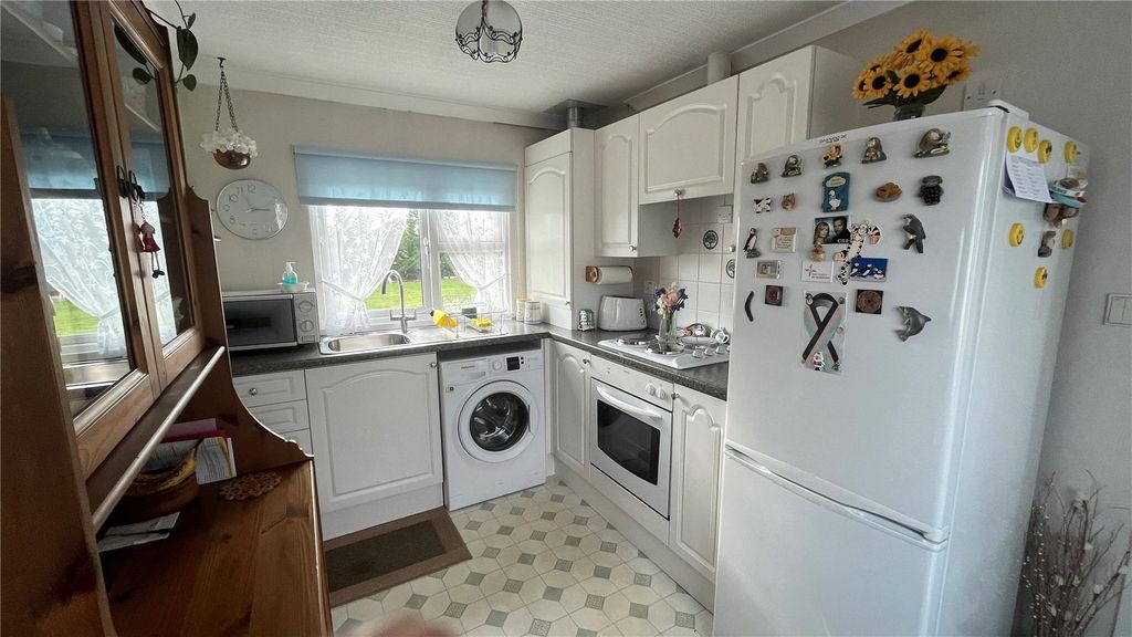 Property photo 2 of 11 Picture No. 01
