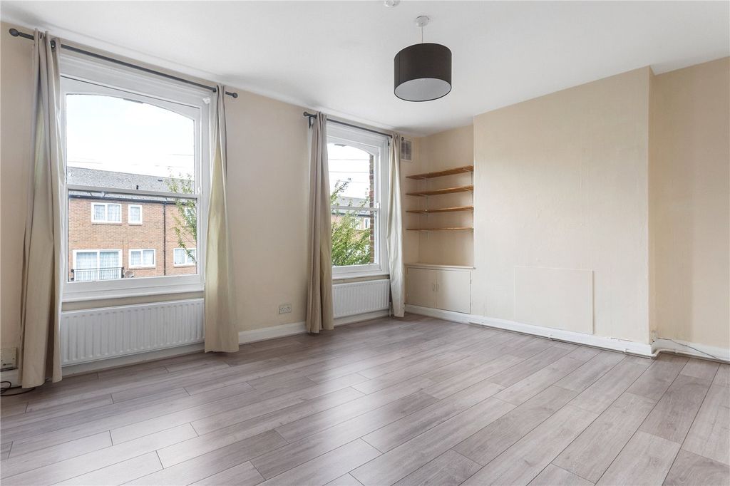 Property photo 1 of 12 Picture No. 27
