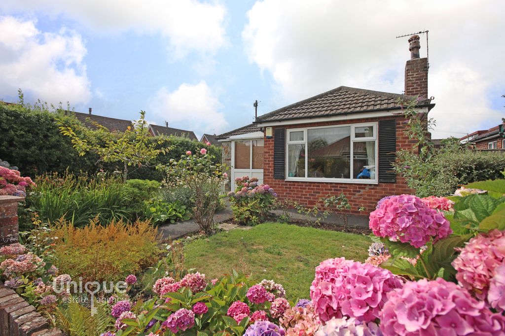 Property photo 1 of 22