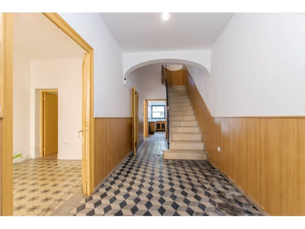 Property photo 3 of 30