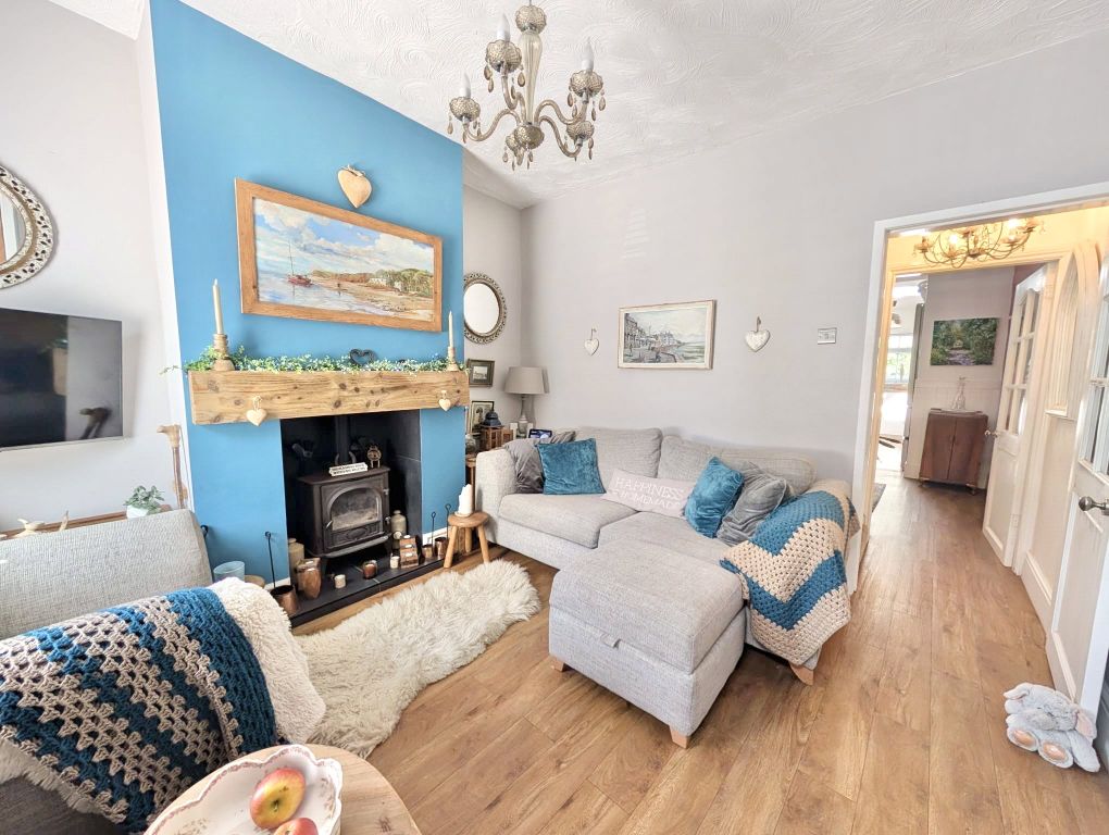Property photo 2 of 17 Picture No. 10
